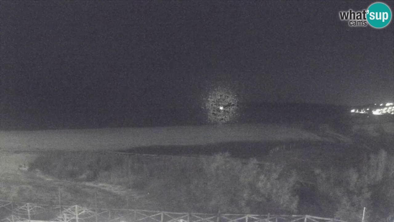 Webcam Torre dei Corsari – Vista live sulla spiaggia da Punta Usai