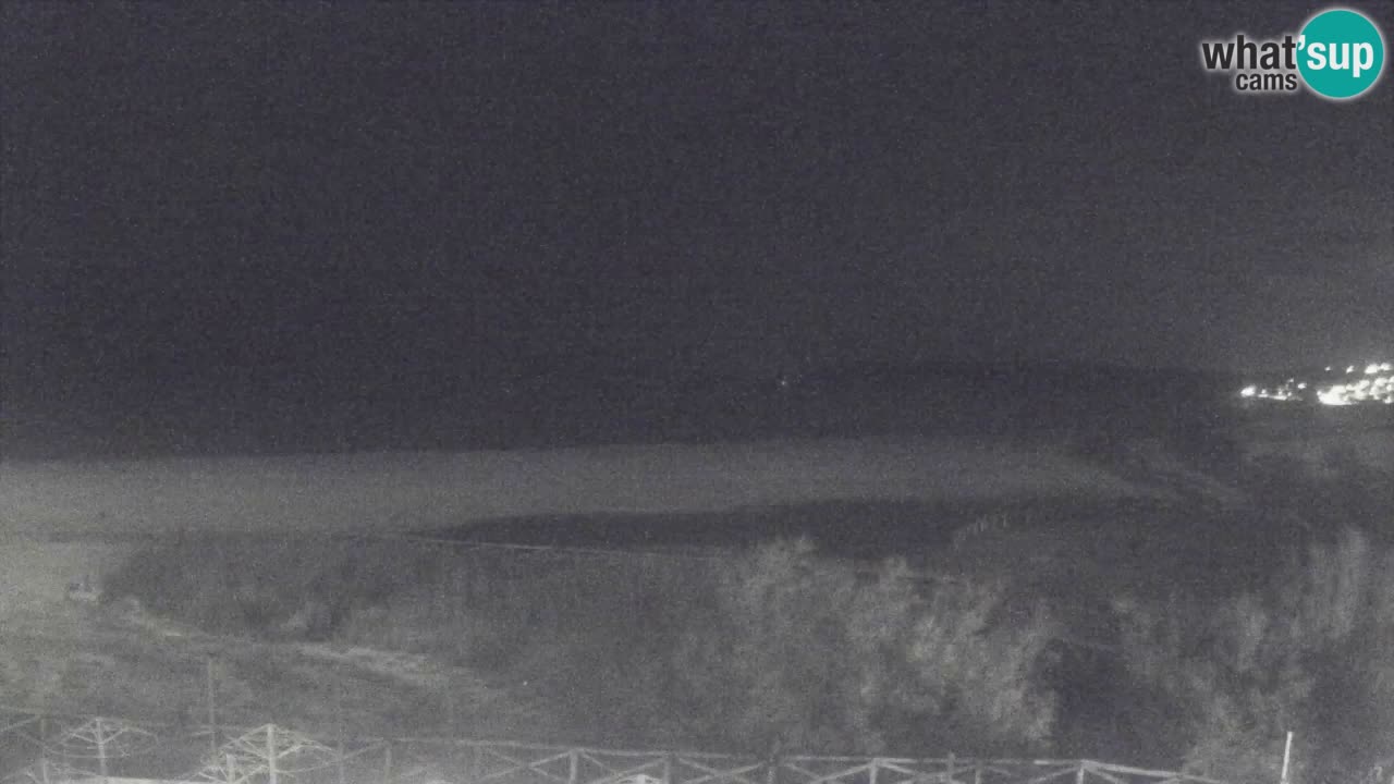 Spletna kamera Torre dei Corsari – Pogled v živo na plažo s Punta Usai