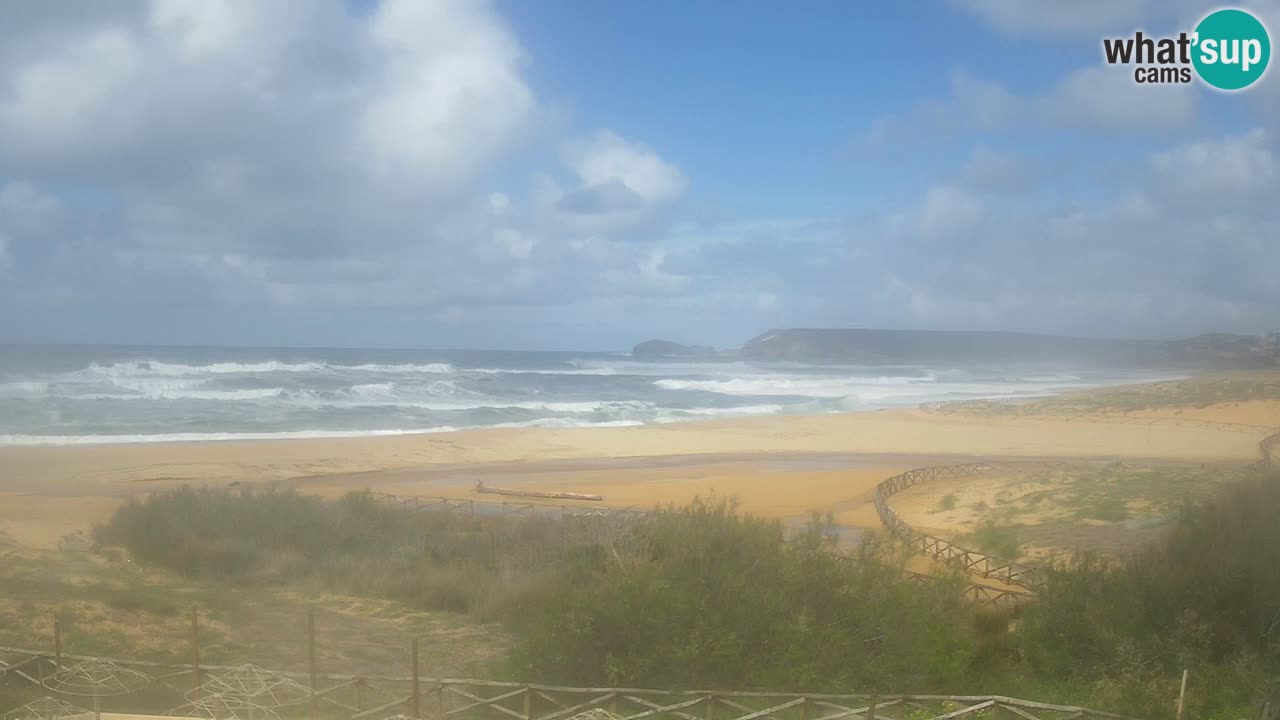 Spletna kamera Torre dei Corsari – Pogled v živo na plažo s Punta Usai