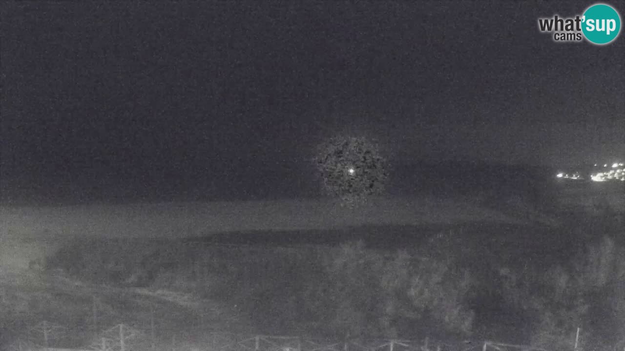 Web kamera Torre dei Corsari – Pogled uživo na plažu s Punta Usai