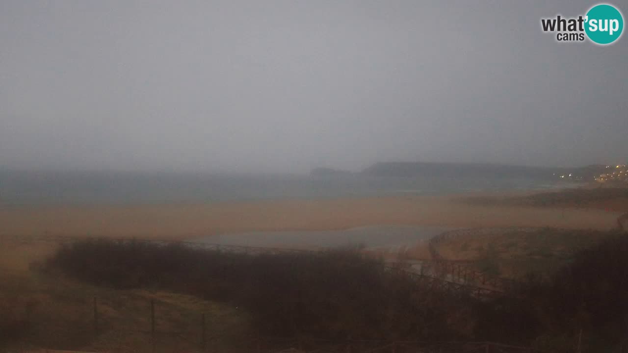 Web kamera Torre dei Corsari – Pogled uživo na plažu s Punta Usai