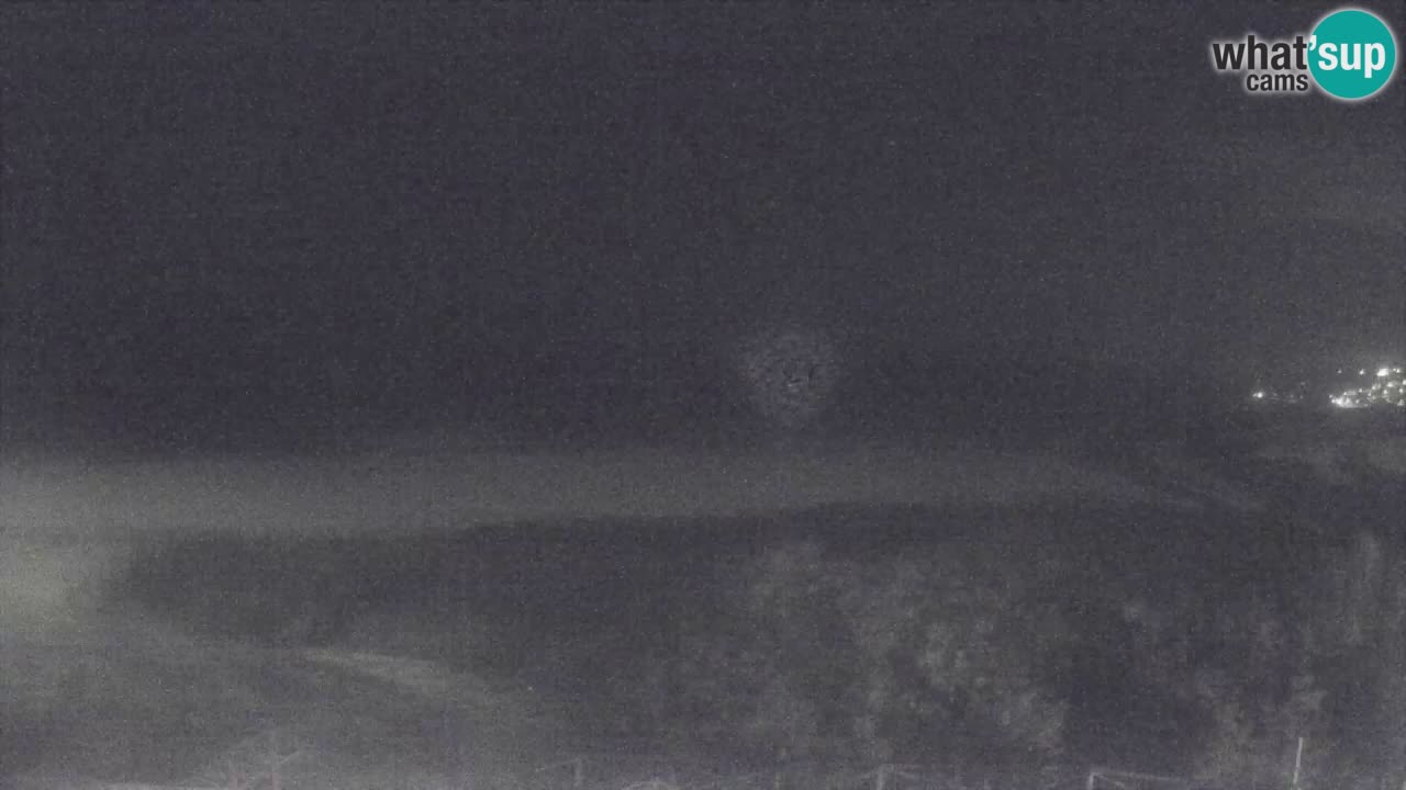 Spletna kamera Torre dei Corsari – Pogled v živo na plažo s Punta Usai