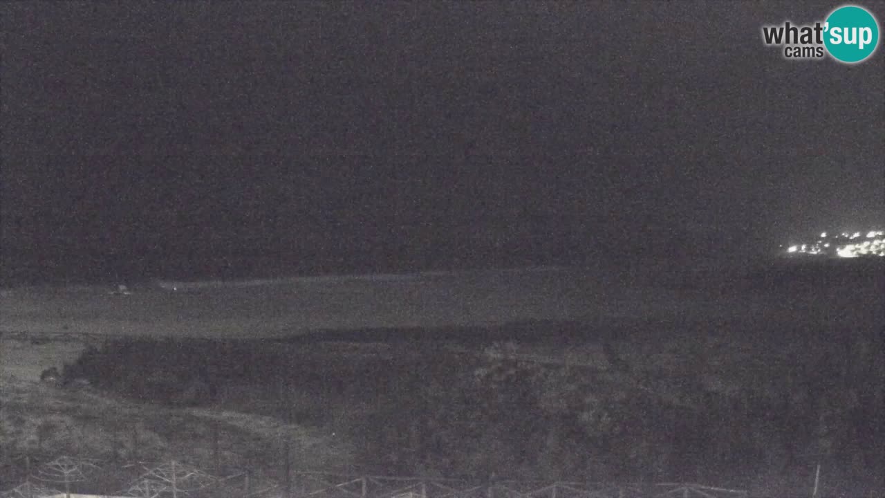 Webcam Torre dei Corsari – Vista live sulla spiaggia da Punta Usai