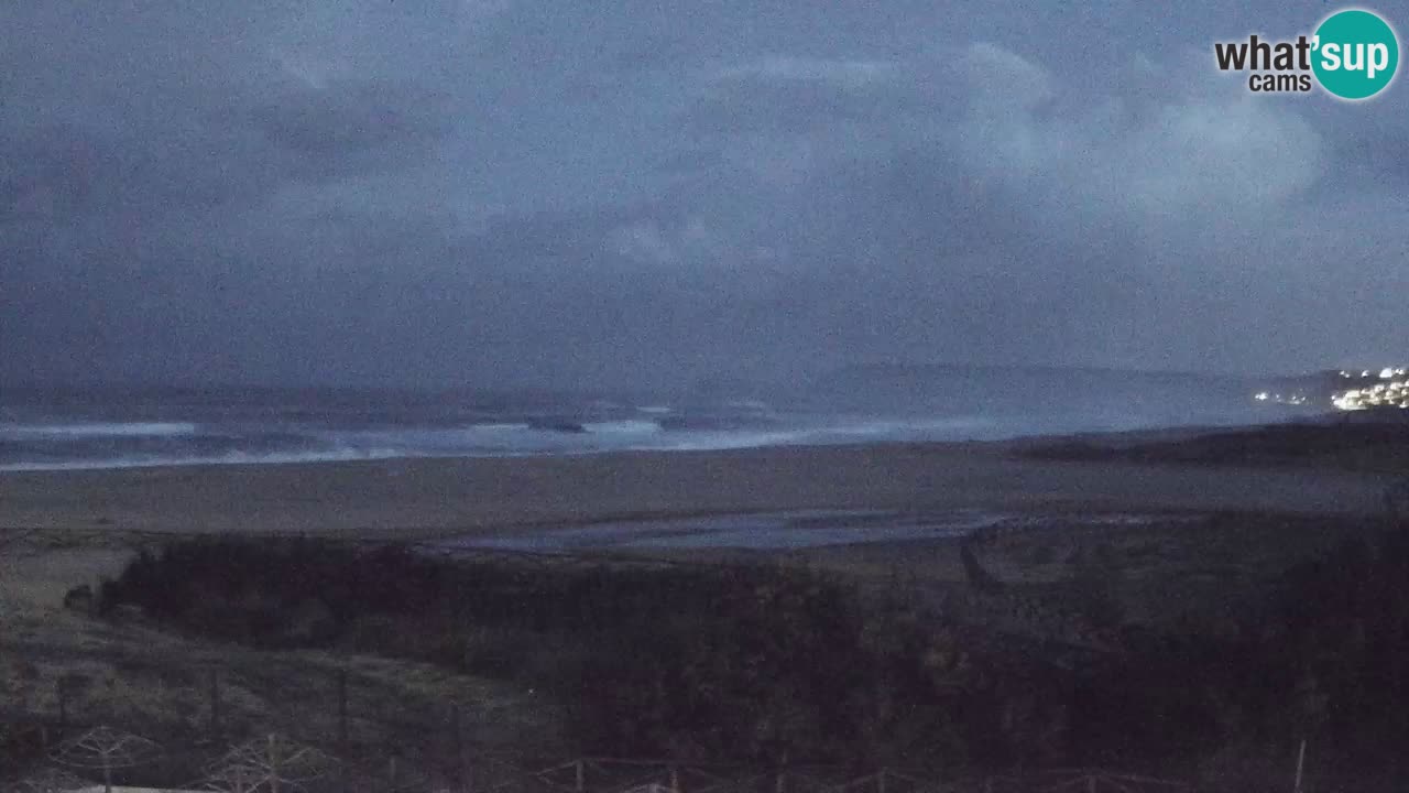 Spletna kamera Torre dei Corsari – Pogled v živo na plažo s Punta Usai