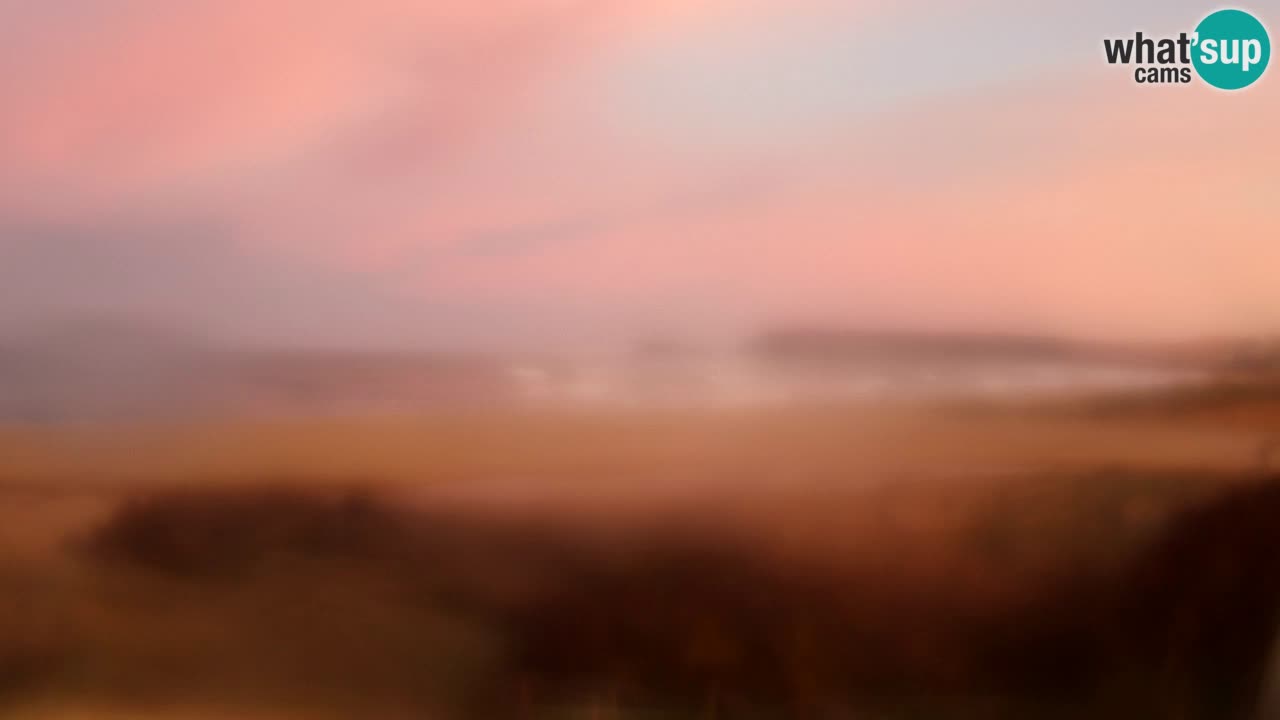 Web kamera Torre dei Corsari – Pogled uživo na plažu s Punta Usai