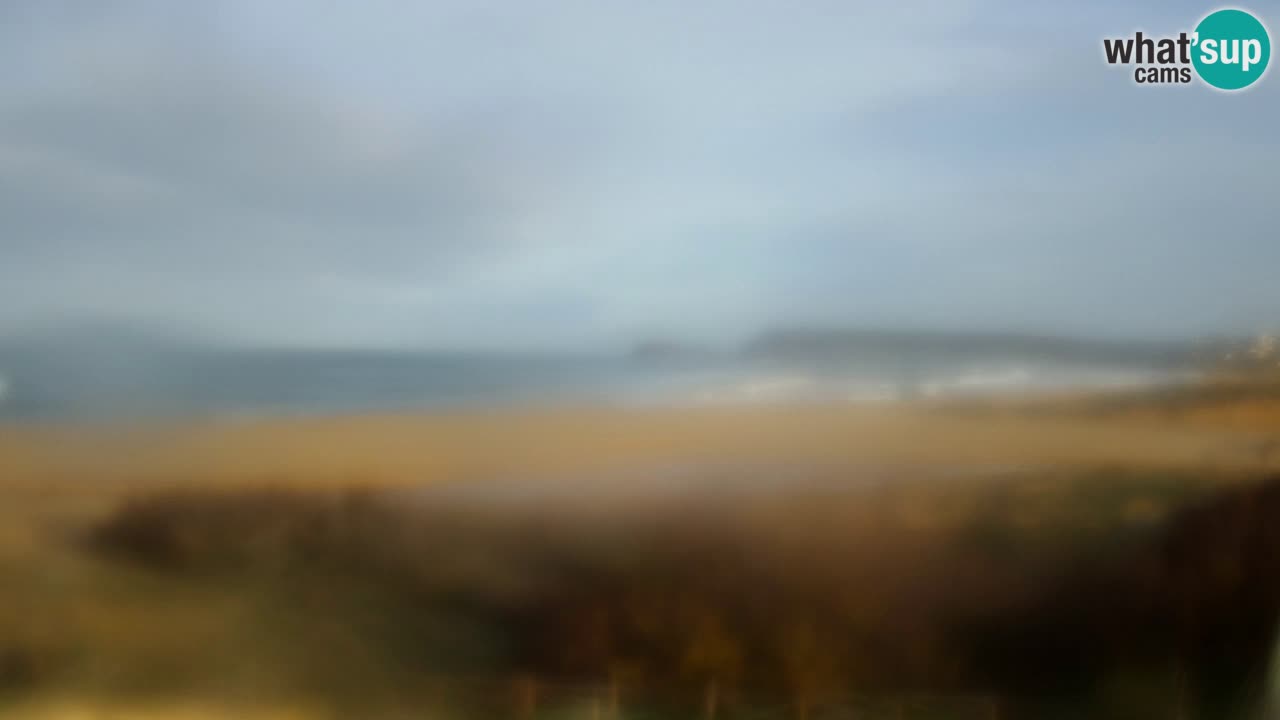 Spletna kamera Torre dei Corsari – Pogled v živo na plažo s Punta Usai