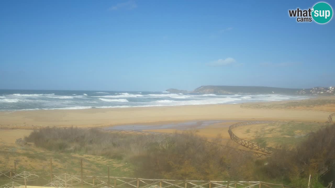 Spletna kamera Torre dei Corsari – Pogled v živo na plažo s Punta Usai
