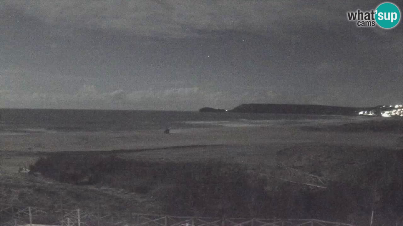 Webcam Torre dei Corsari – Vue en direct sur la plage depuis Punta Usai