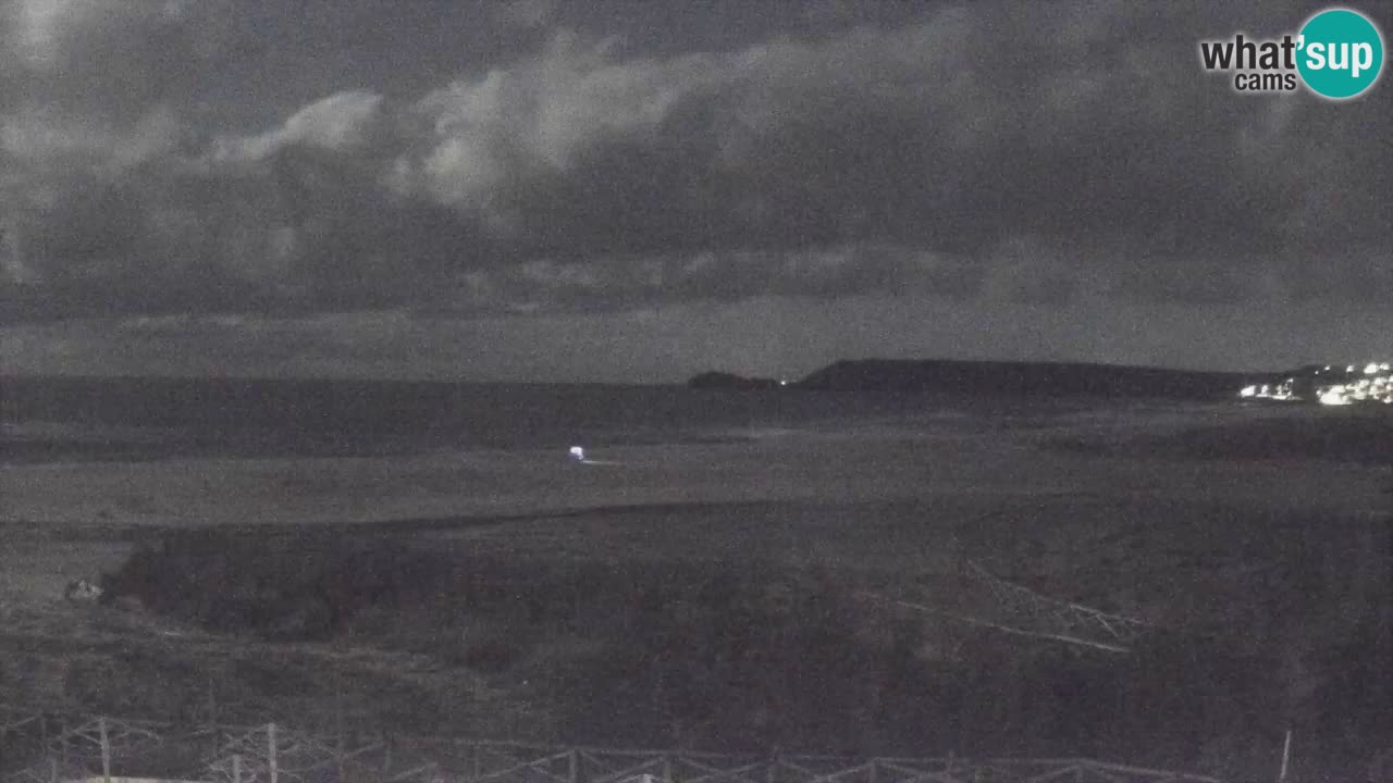 Web kamera Torre dei Corsari – Pogled uživo na plažu s Punta Usai