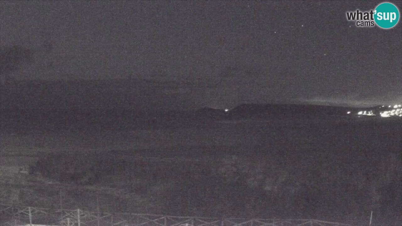 Webcam Torre dei Corsari – Vue en direct sur la plage depuis Punta Usai