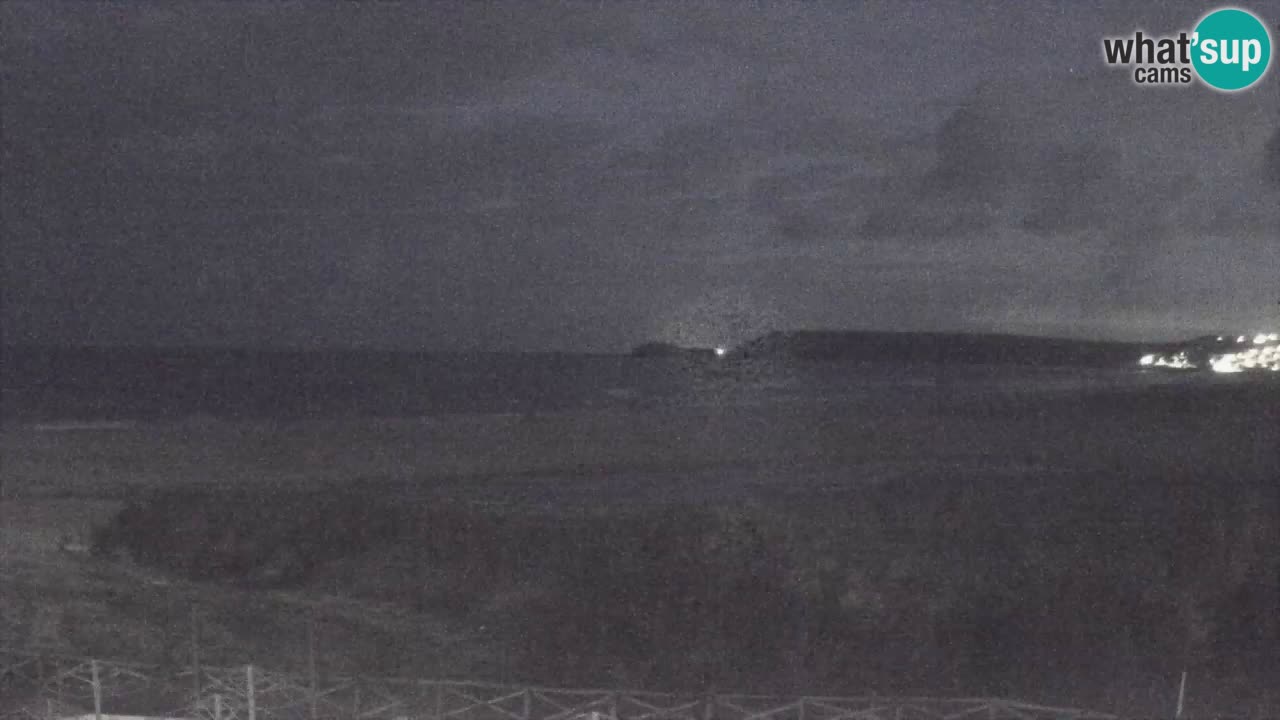 Webcam Torre dei Corsari – Vista live sulla spiaggia da Punta Usai