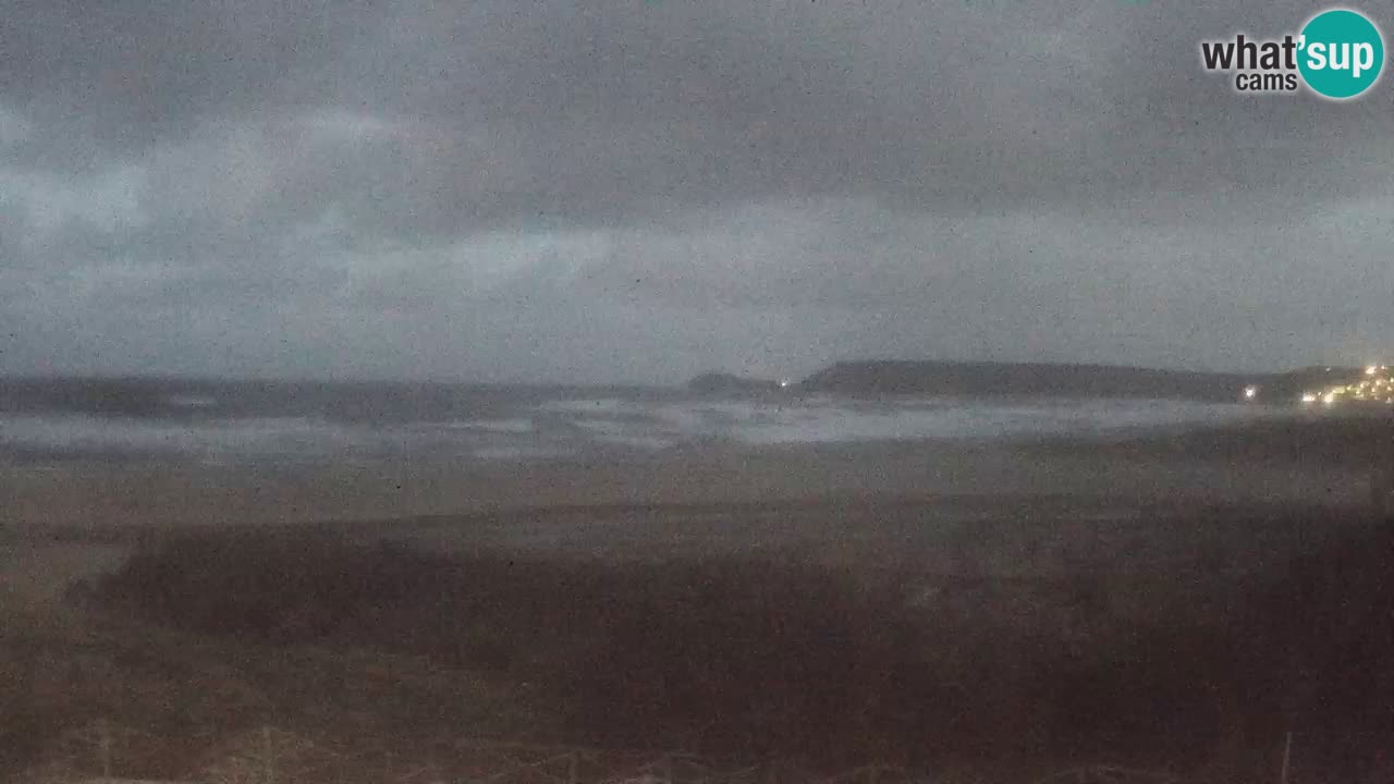 Spletna kamera Torre dei Corsari – Pogled v živo na plažo s Punta Usai