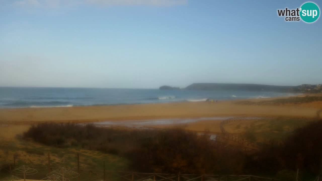 Spletna kamera Torre dei Corsari – Pogled v živo na plažo s Punta Usai