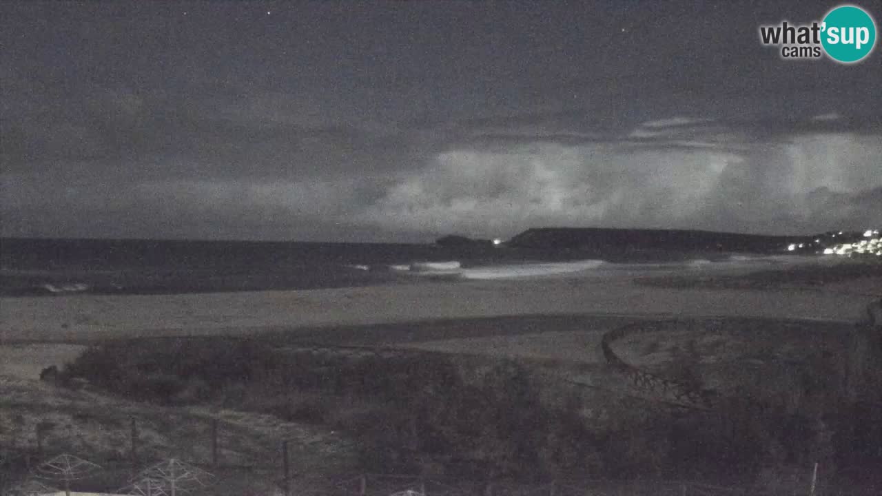 Web kamera Torre dei Corsari – Pogled uživo na plažu s Punta Usai