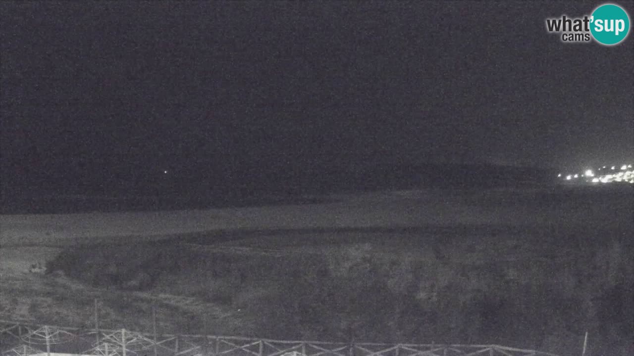 Spletna kamera Torre dei Corsari – Pogled v živo na plažo s Punta Usai