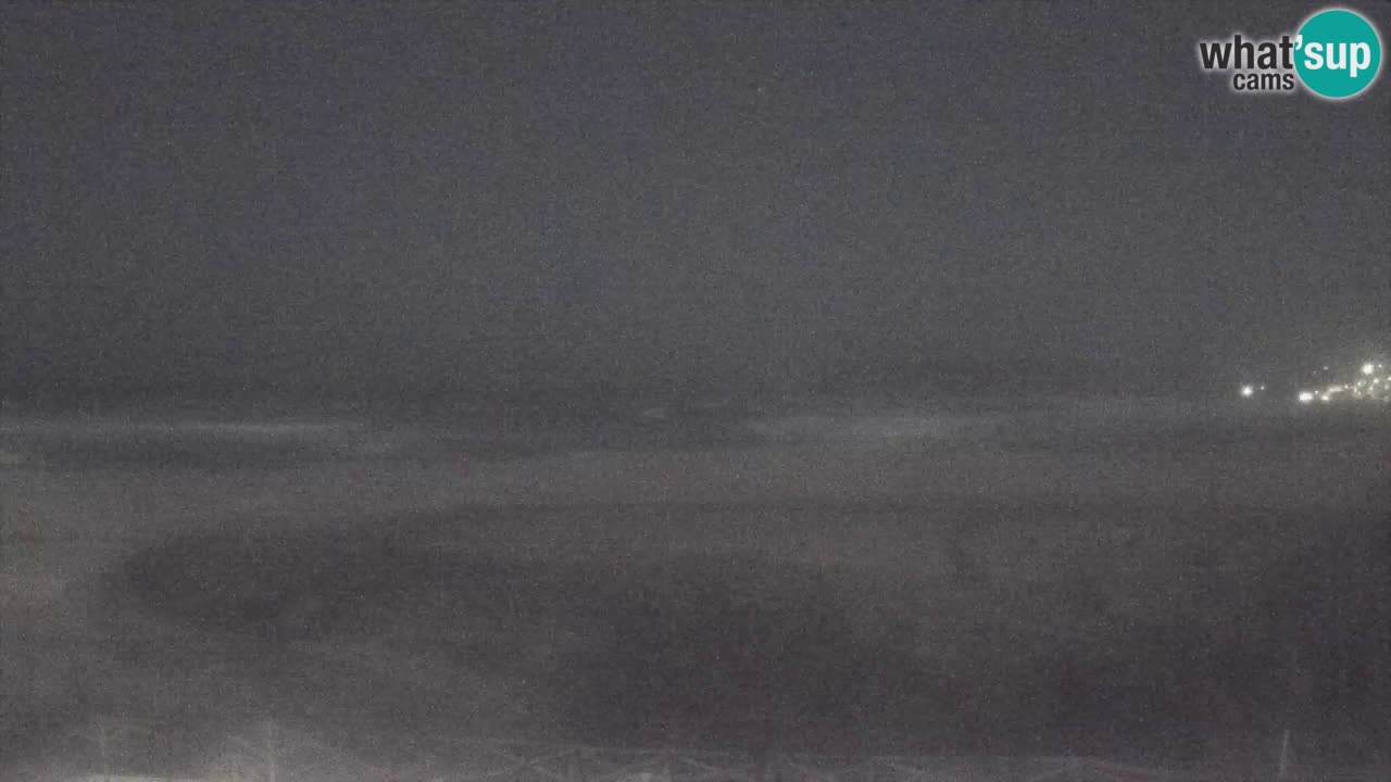 Web kamera Torre dei Corsari – Pogled uživo na plažu s Punta Usai