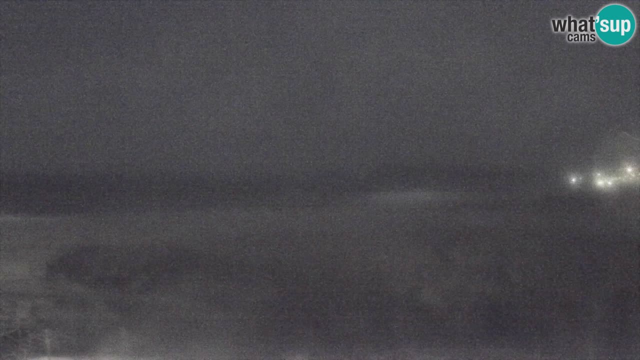 Spletna kamera Torre dei Corsari – Pogled v živo na plažo s Punta Usai