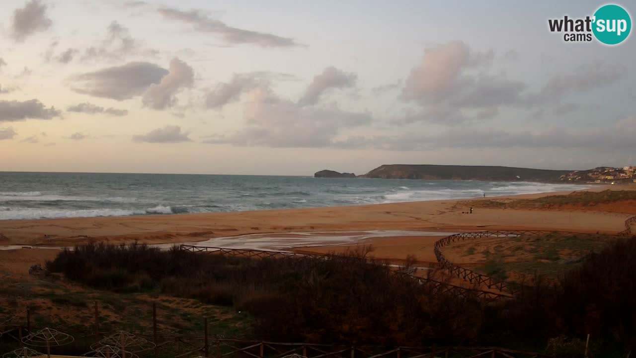 Webcam Torre dei Corsari – Vista live sulla spiaggia da Punta Usai
