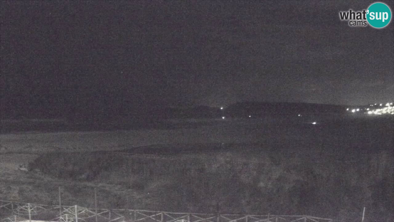 Webcam Torre dei Corsari – Vista live sulla spiaggia da Punta Usai