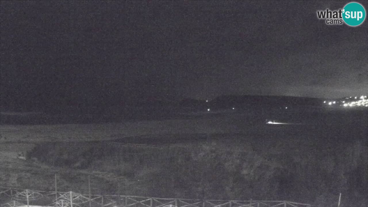 Spletna kamera Torre dei Corsari – Pogled v živo na plažo s Punta Usai