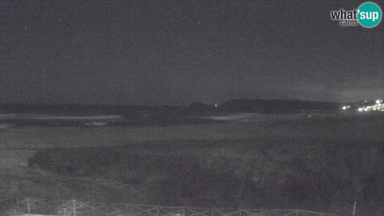 Webcam Torre dei Corsari – Vue en direct sur la plage depuis Punta Usai