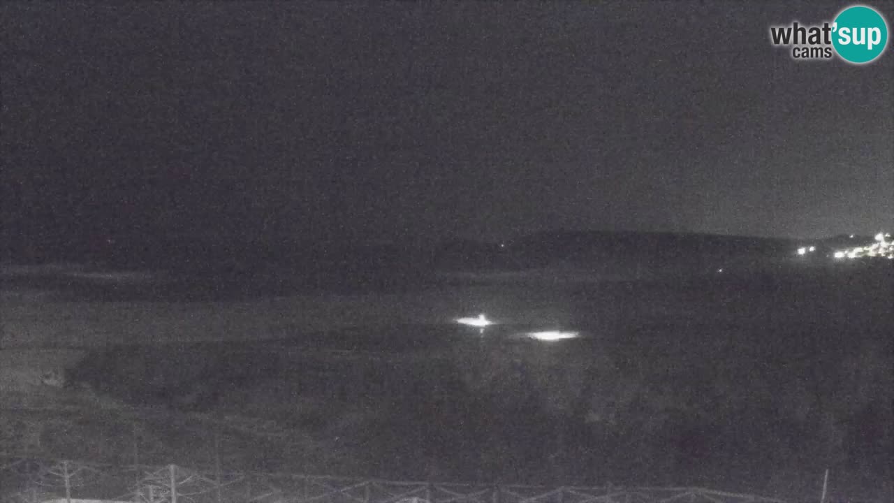 Spletna kamera Torre dei Corsari – Pogled v živo na plažo s Punta Usai