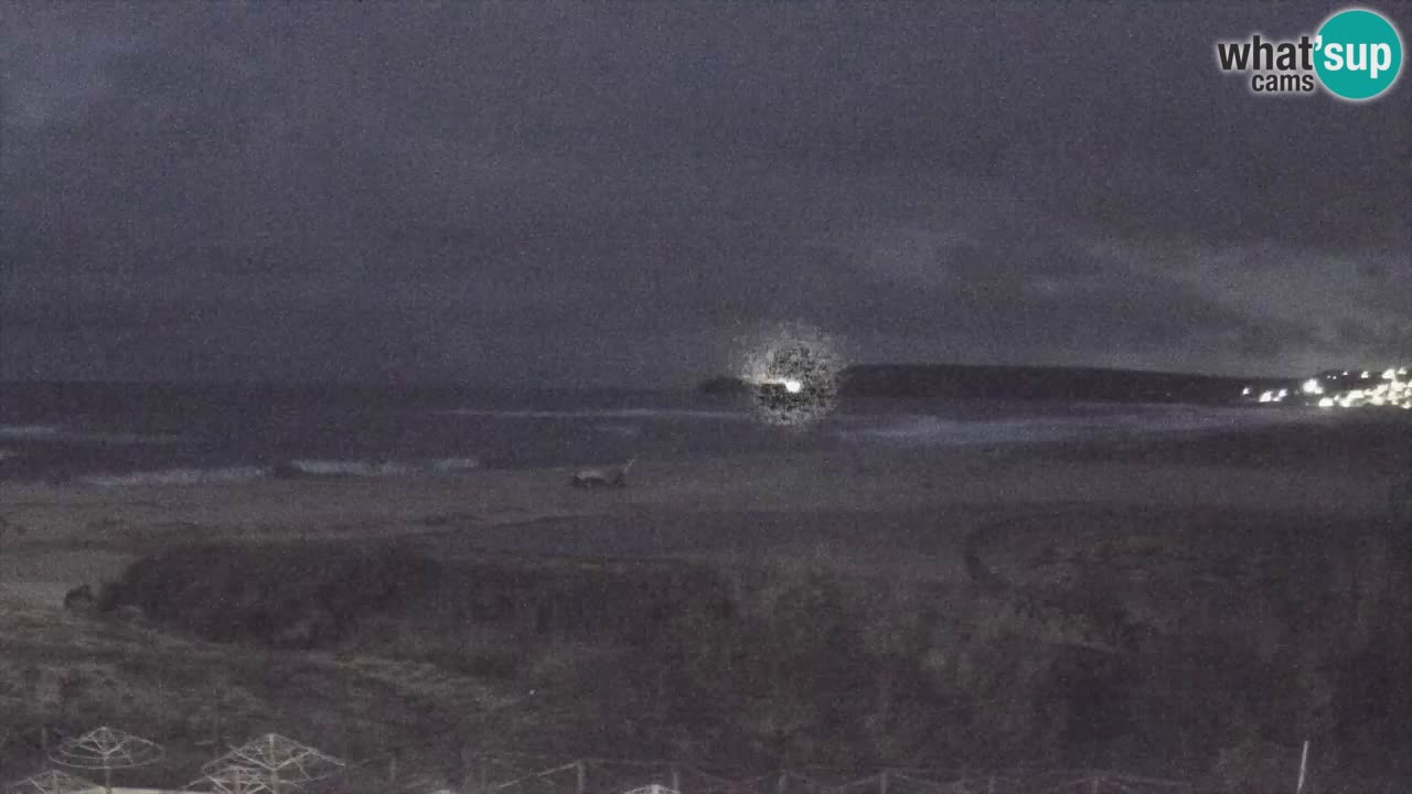 Web kamera Torre dei Corsari – Pogled uživo na plažu s Punta Usai