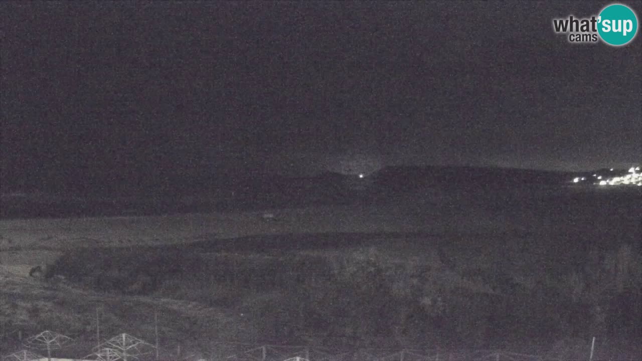 Web kamera Torre dei Corsari – Pogled uživo na plažu s Punta Usai