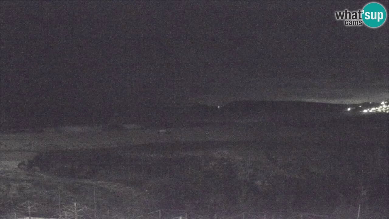 Spletna kamera Torre dei Corsari – Pogled v živo na plažo s Punta Usai