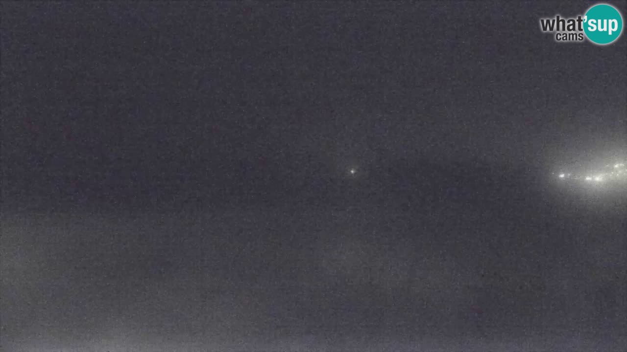 Spletna kamera Torre dei Corsari – Pogled v živo na plažo s Punta Usai