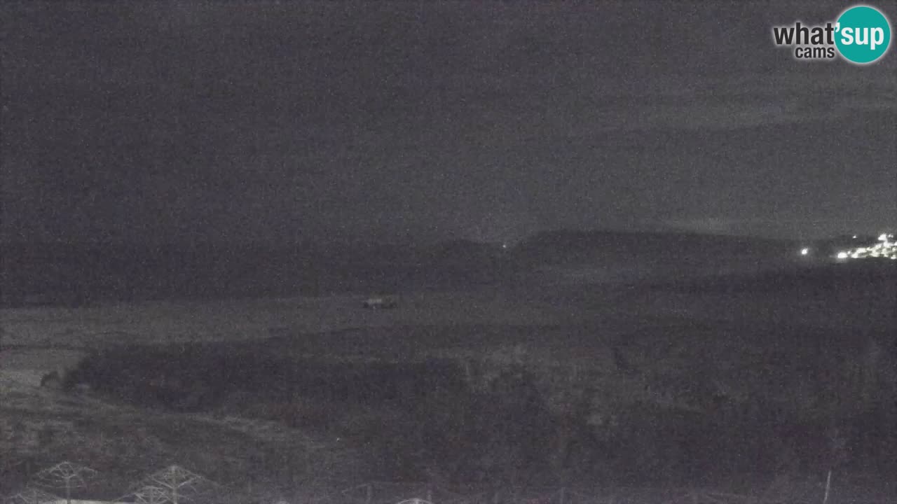 Spletna kamera Torre dei Corsari – Pogled v živo na plažo s Punta Usai