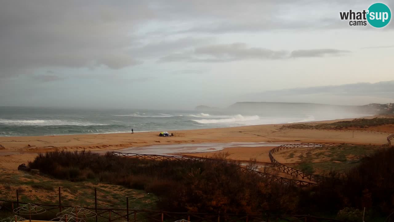 Webcam Torre dei Corsari – Vista live sulla spiaggia da Punta Usai