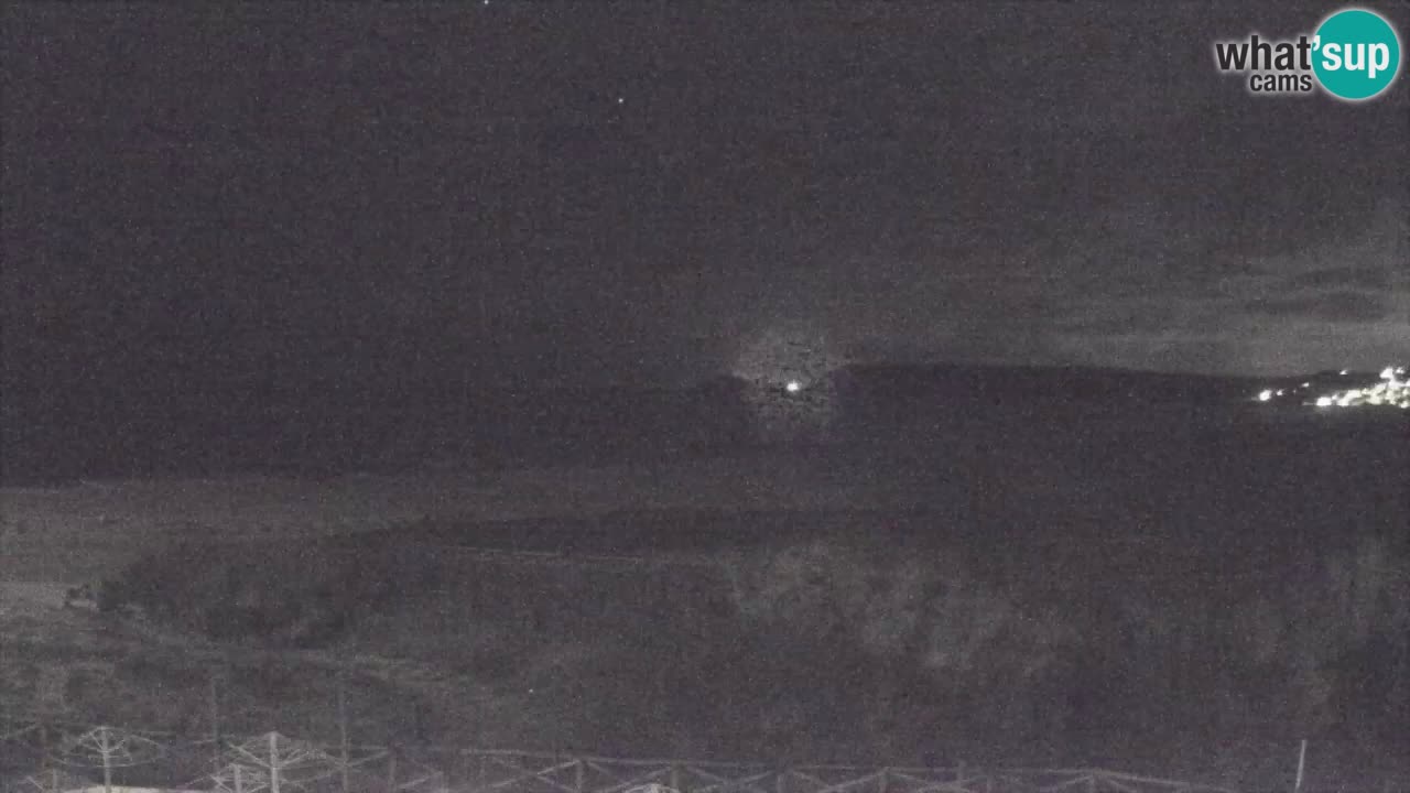 Webcam Torre dei Corsari – Vista live sulla spiaggia da Punta Usai