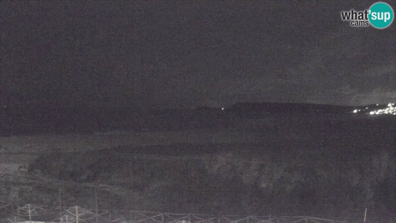 Spletna kamera Torre dei Corsari – Pogled v živo na plažo s Punta Usai