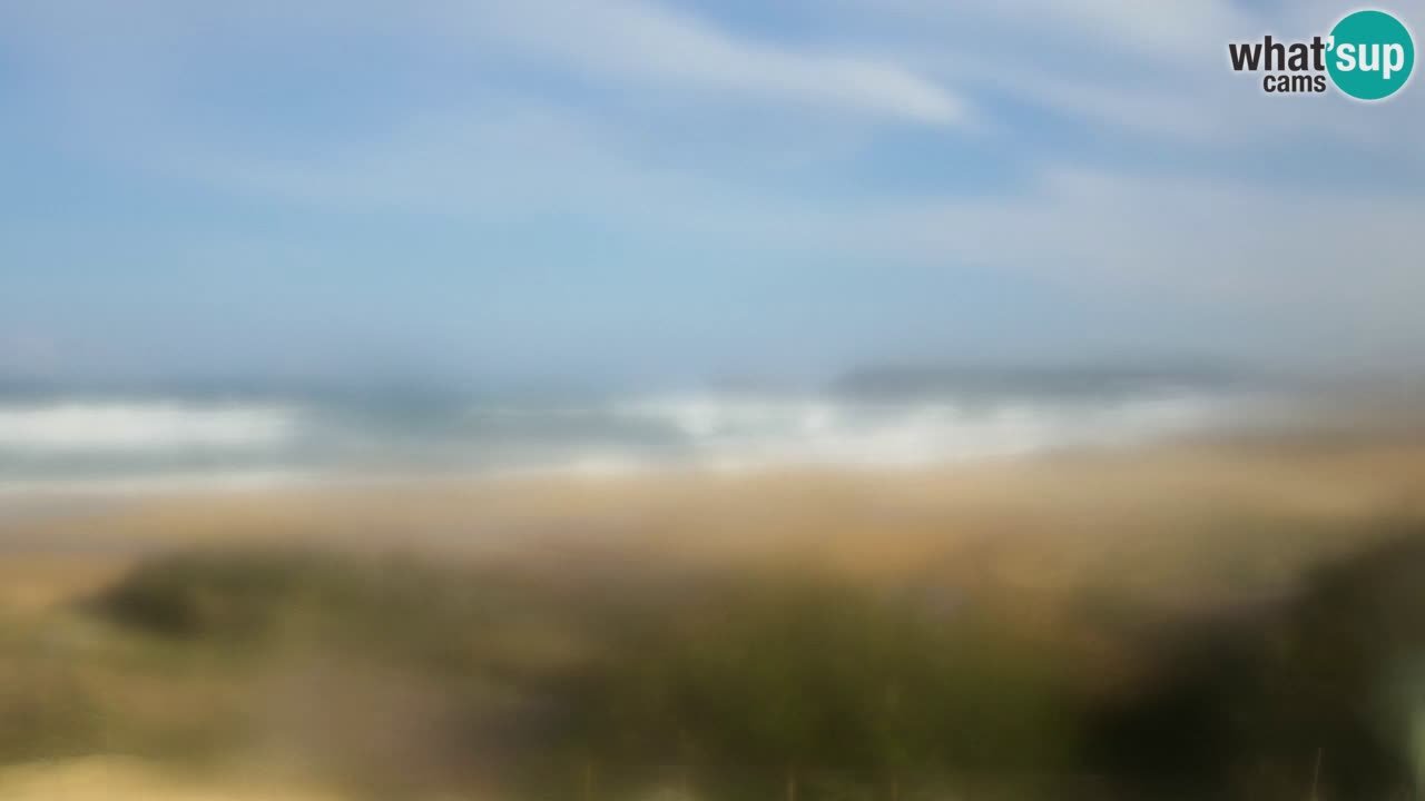 Spletna kamera Torre dei Corsari – Pogled v živo na plažo s Punta Usai