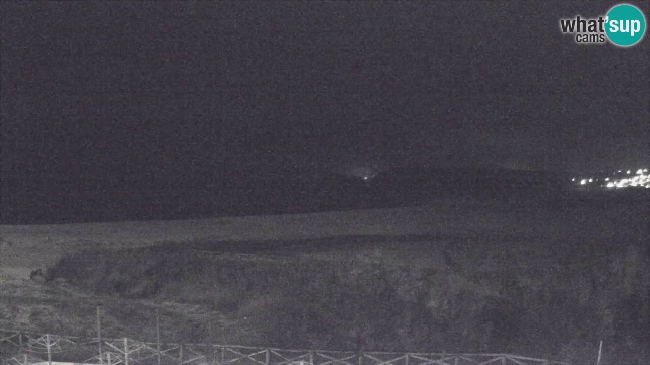 Webcam Torre dei Corsari – Vista live sulla spiaggia da Punta Usai