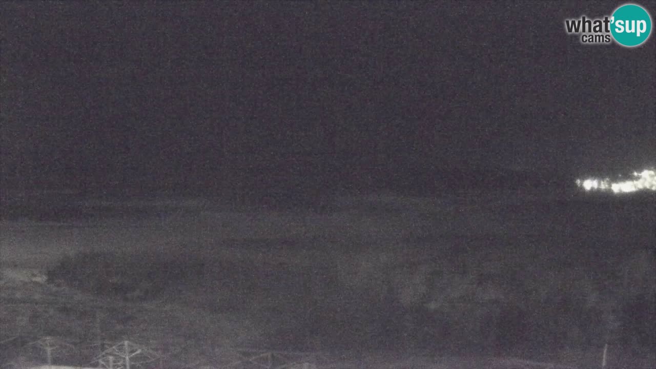 Spletna kamera Torre dei Corsari – Pogled v živo na plažo s Punta Usai