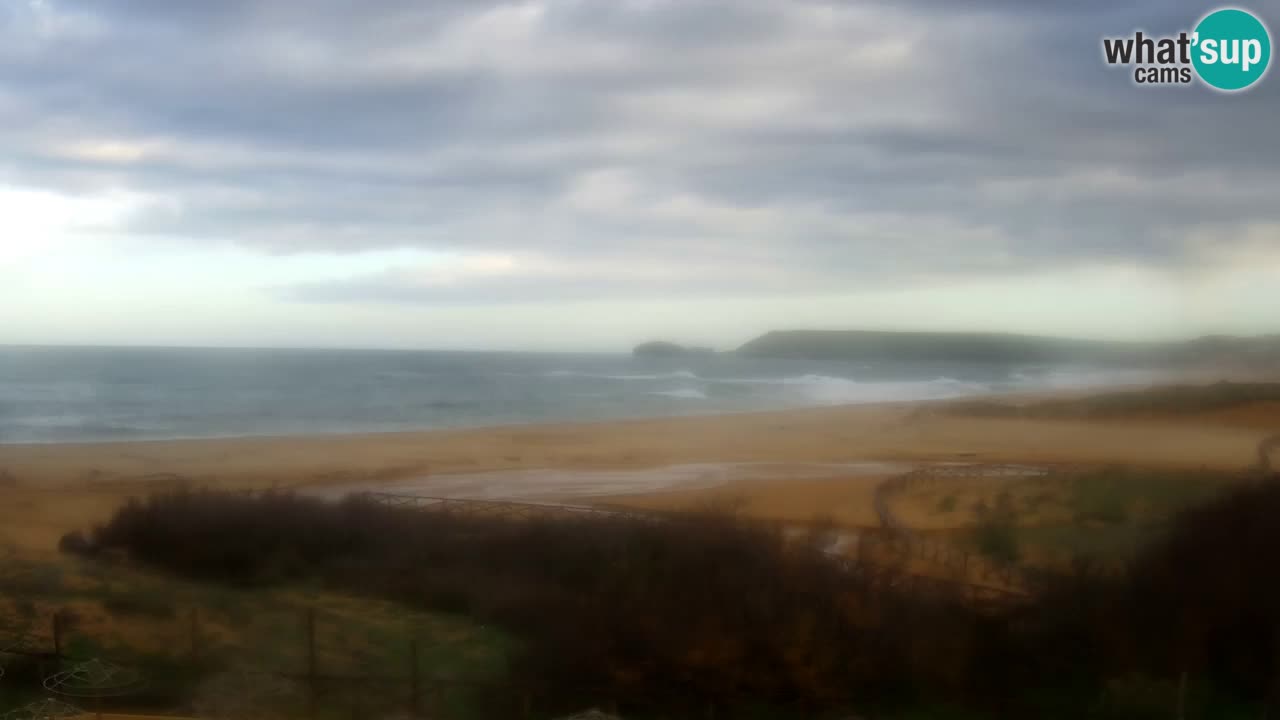 Spletna kamera Torre dei Corsari – Pogled v živo na plažo s Punta Usai
