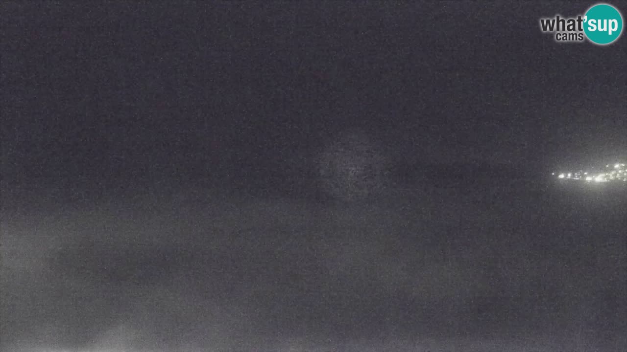 Web kamera Torre dei Corsari – Pogled uživo na plažu s Punta Usai