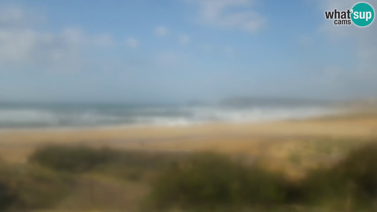 Spletna kamera Torre dei Corsari – Pogled v živo na plažo s Punta Usai