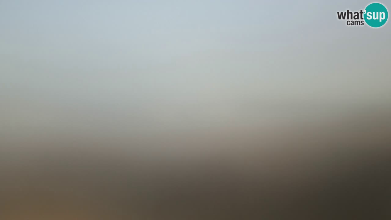 Webcam Torre dei Corsari – Vista live sulla spiaggia da Punta Usai