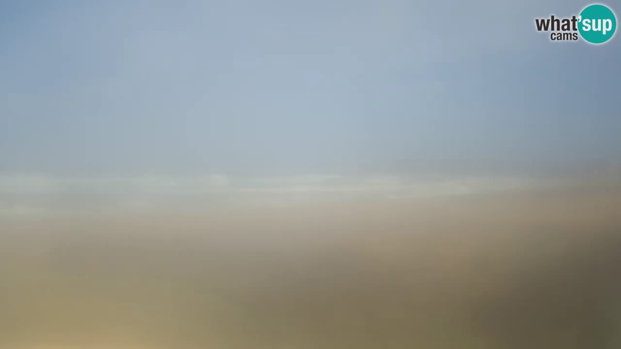 Webcam Torre dei Corsari – Vista live sulla spiaggia da Punta Usai