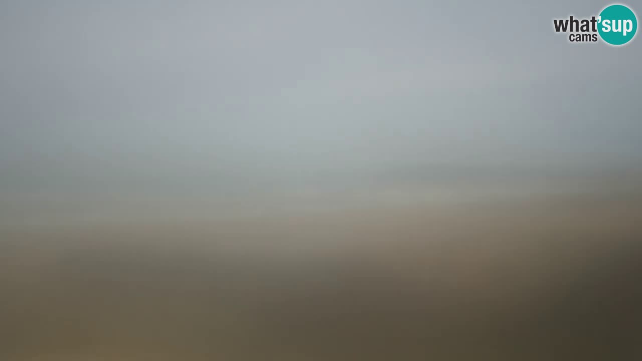 Spletna kamera Torre dei Corsari – Pogled v živo na plažo s Punta Usai