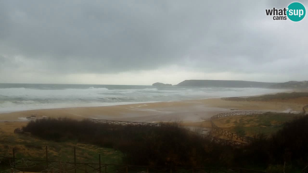 Web kamera Torre dei Corsari – Pogled uživo na plažu s Punta Usai