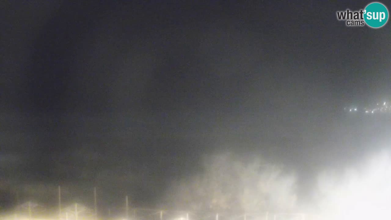 Spletna kamera Torre dei Corsari – Pogled v živo na plažo s Punta Usai