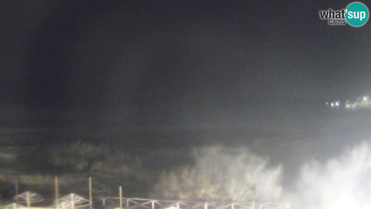 Web kamera Torre dei Corsari – Pogled uživo na plažu s Punta Usai