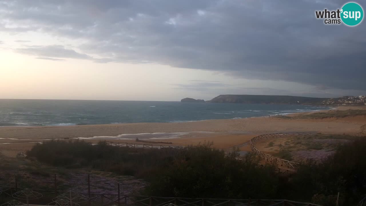 Web kamera Torre dei Corsari – Pogled uživo na plažu s Punta Usai