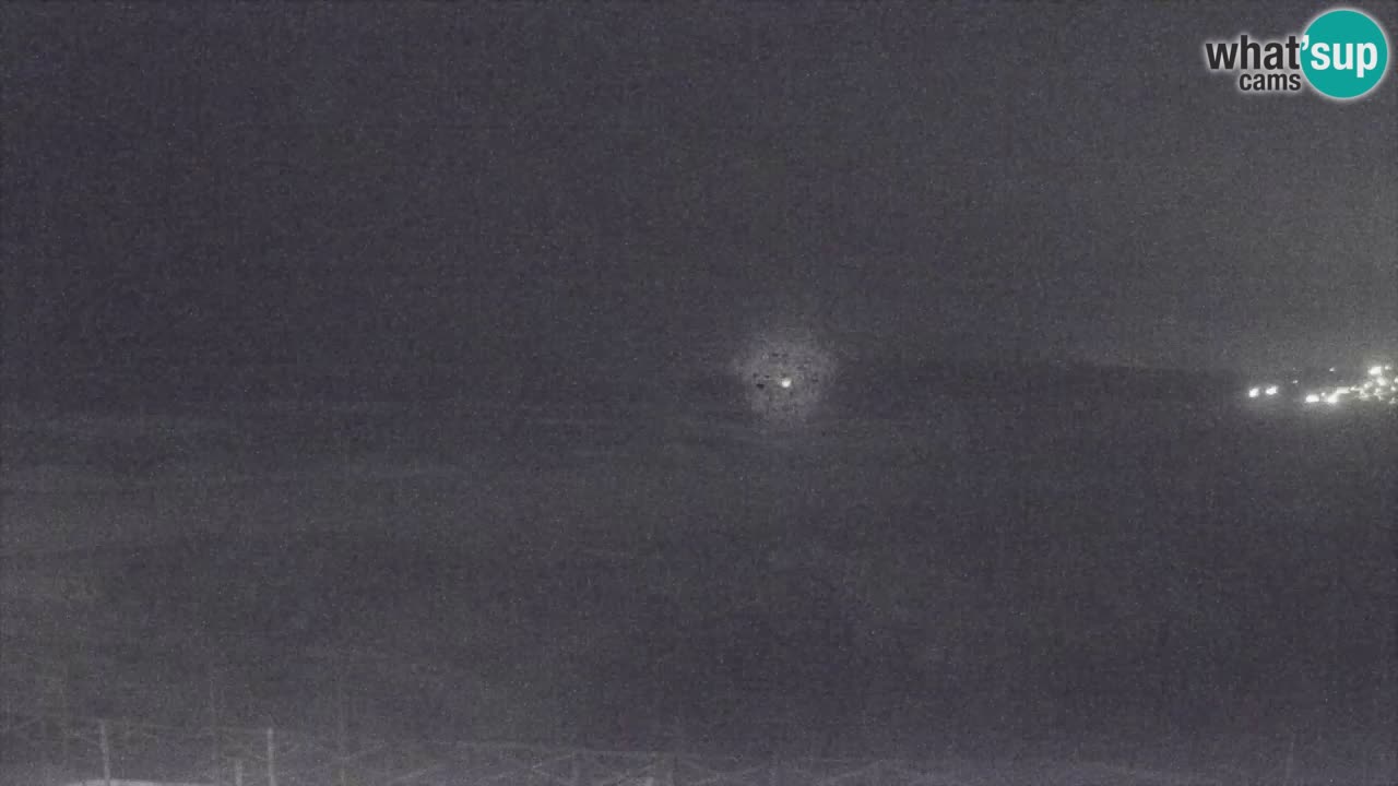 Web kamera Torre dei Corsari – Pogled uživo na plažu s Punta Usai