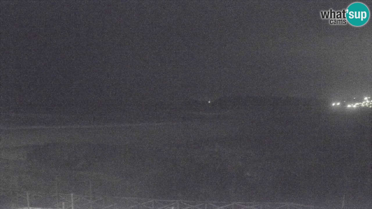 Web kamera Torre dei Corsari – Pogled uživo na plažu s Punta Usai