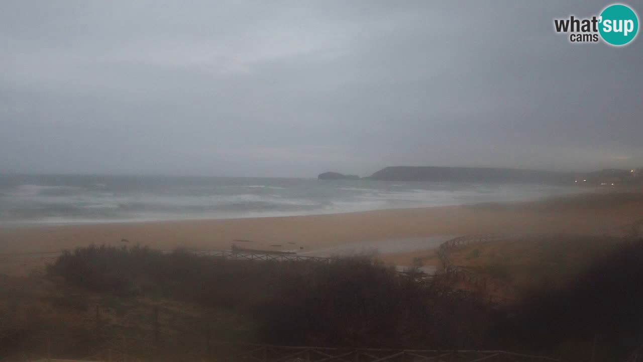 Spletna kamera Torre dei Corsari – Pogled v živo na plažo s Punta Usai